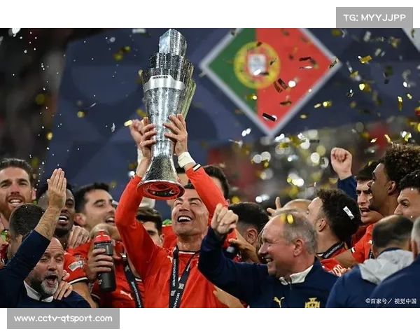 欧冠单日九场狂进四十三球全场沸腾上演年度最震撼进球盛宴 欧冠单日九场狂进四十三球全场沸腾上演年度最震撼进球盛宴