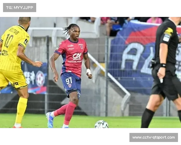 利物浦确认签下雷恩后卫雅凯，7200万欧元交易因重伤蒙上阴影